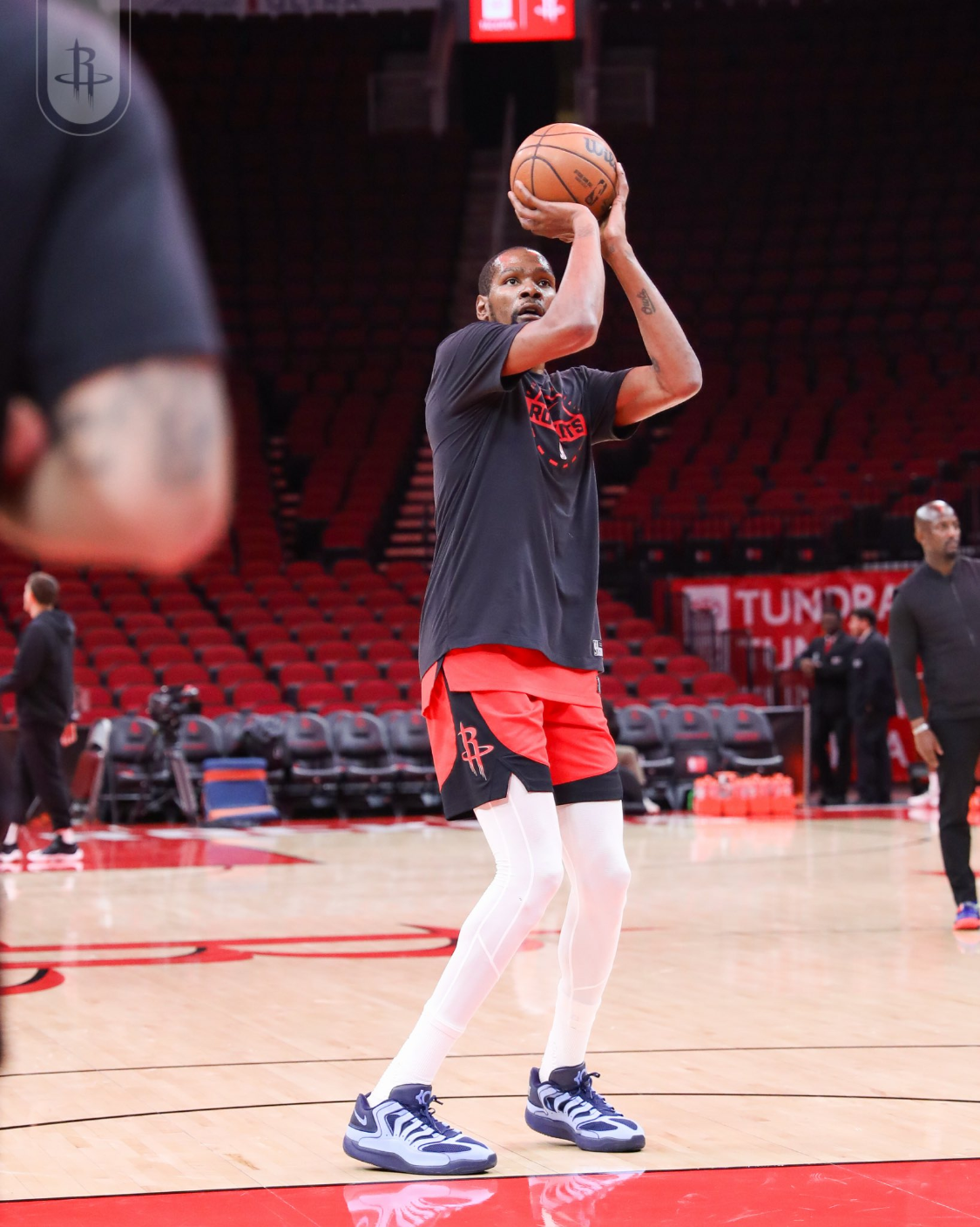 九游下载-杜兰特28+10火箭战胜公牛结束3连败，申京23+7+11汤普森23分