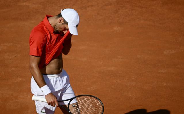 九游下载-德约罗马惨遭横扫出局 头被砸后果比想象中严重？