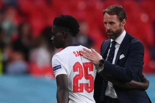 九游娱乐-索斯盖特：我也想看香槟足球 还有进球大招没用上