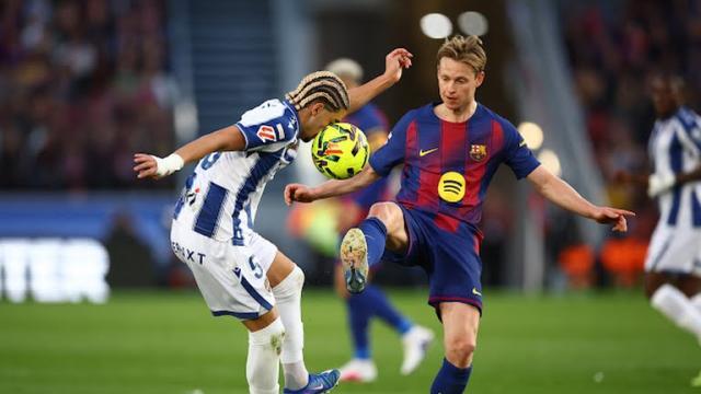 九游体育-【西甲】德容终结57场球荒,巴萨3比0主场16杀莱万特